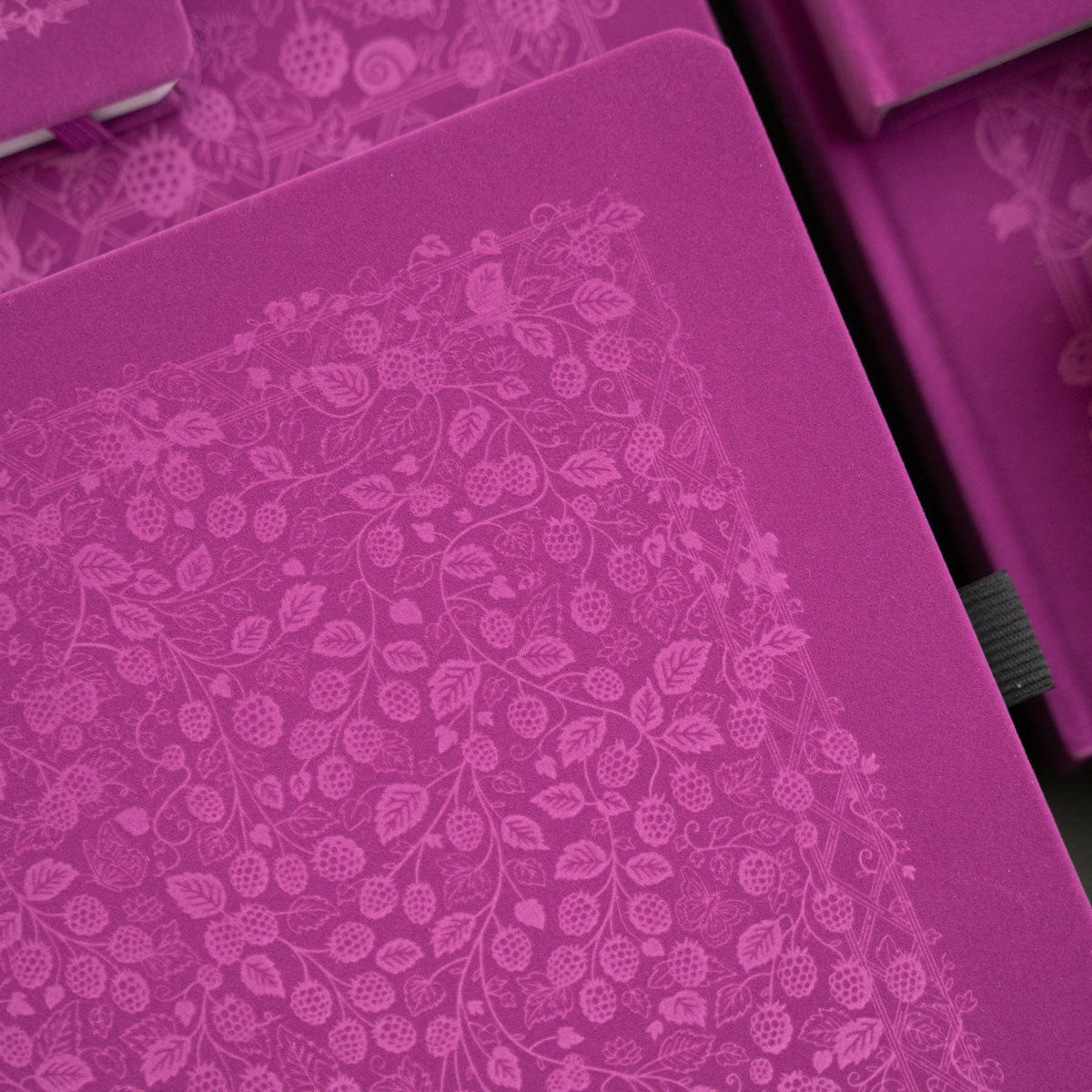 Favorite Story Archer and Olive Berries & Vines | Notebook