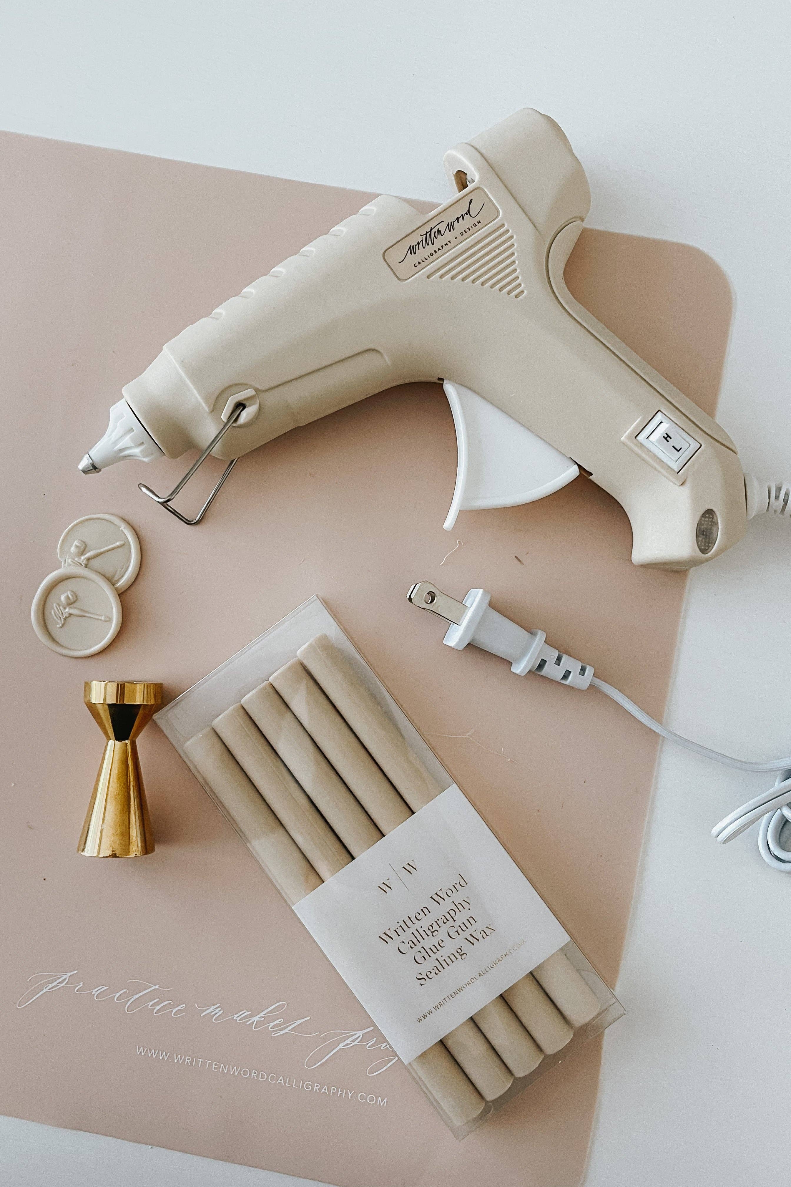 Favorite Story Written Word Calligraphy Dual-Heat Glue Gun for Wax Seals