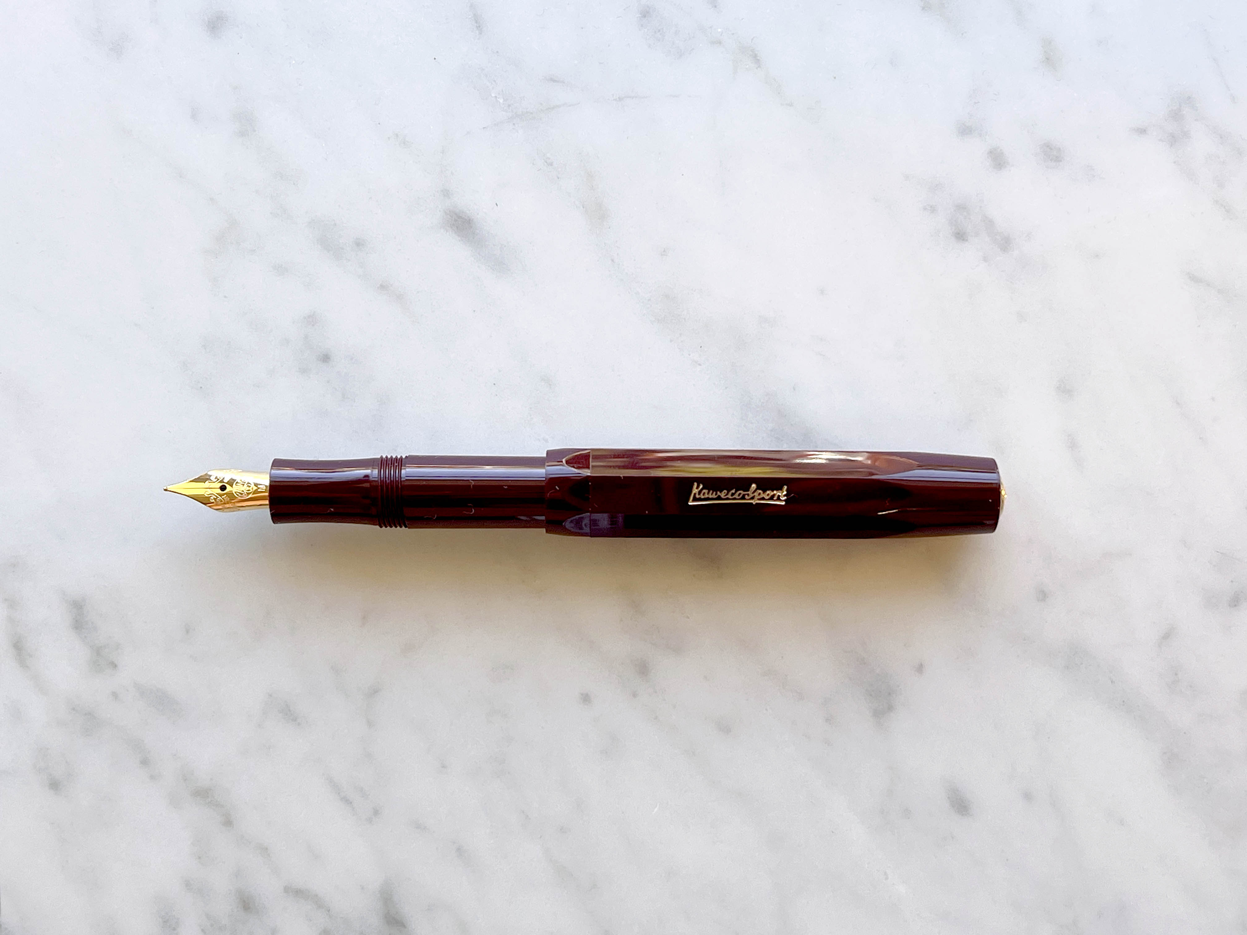 Favorite Story Fountain Pen Kaweco Classic Bordeaux / Fine Kaweco Sport Fountain Pen