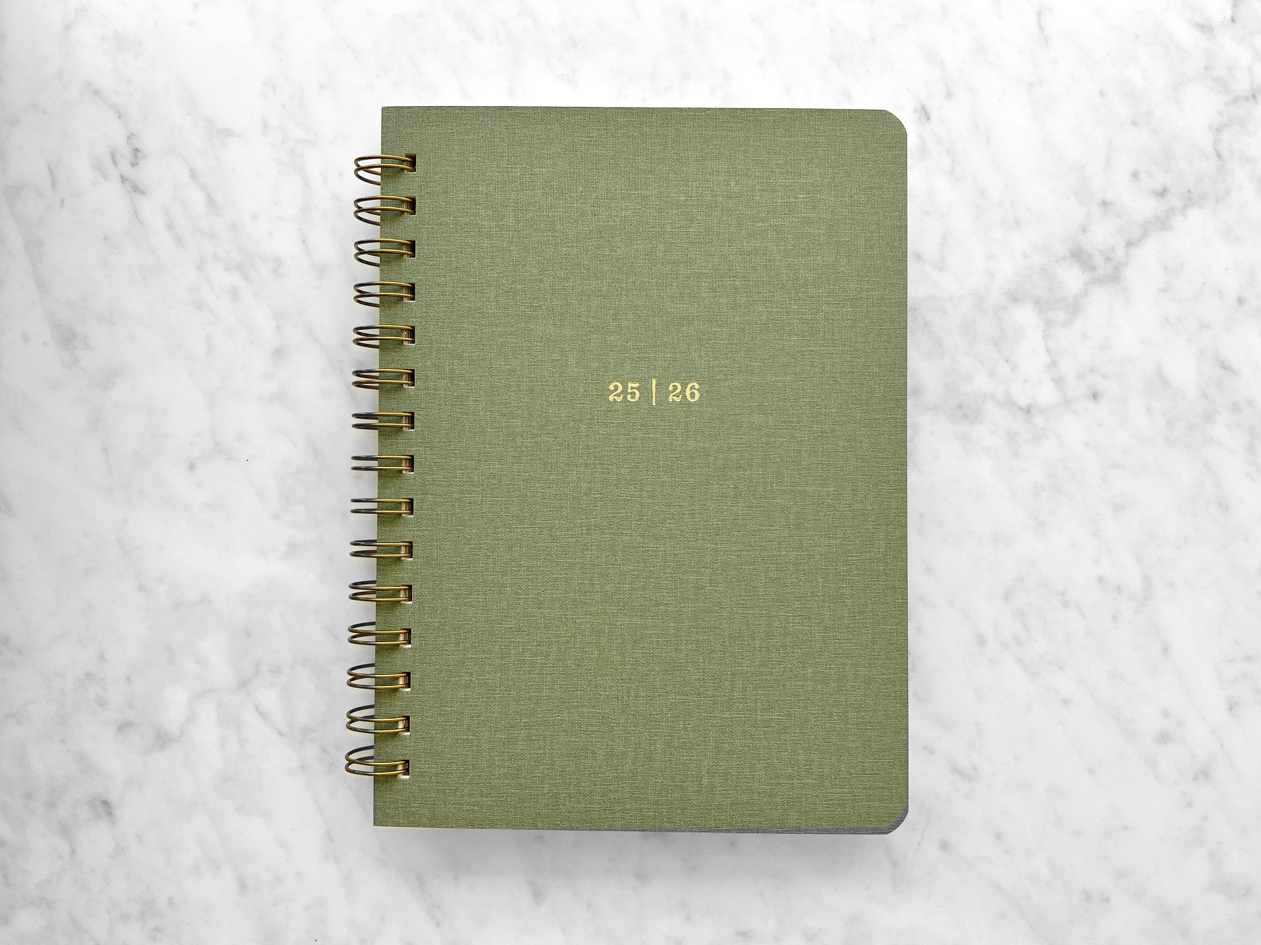 Favorite Story Planner Favorite Story 12-Month Planner, Green Bookcloth