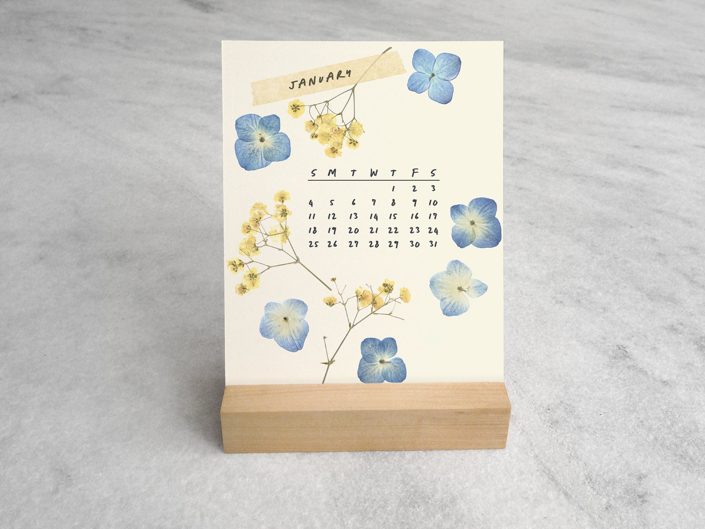 Favorite Story Desk Calendar Favorite Story 2026 Desk Calendar, Pressed Flowers