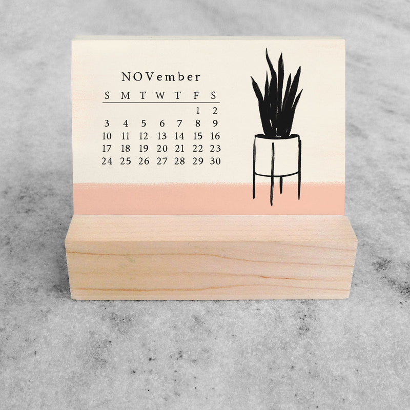 Favorite Story Mini Desk Calendar Houseplants 2023/2024 Mini Desk Calendar