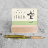 Favorite Story Mini Desk Calendar Houseplants 2023/2024 Mini Desk Calendar