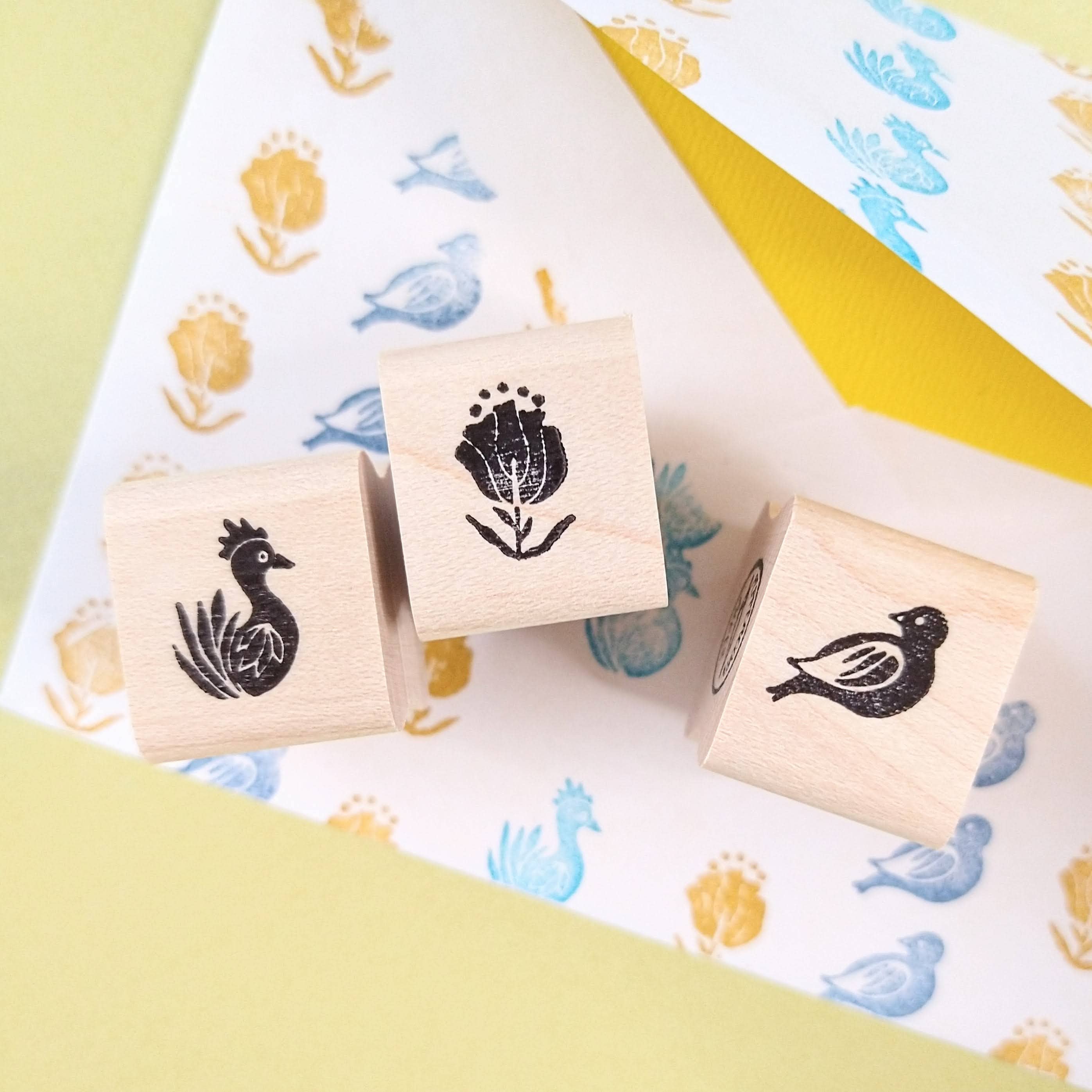 Favorite Story Peppercorn Paper Bird Mini Stamp