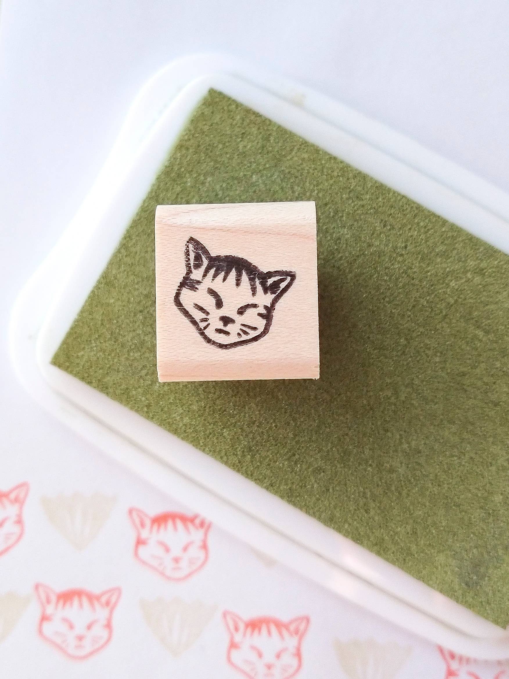 Favorite Story Peppercorn Paper Cat Mini Stamp