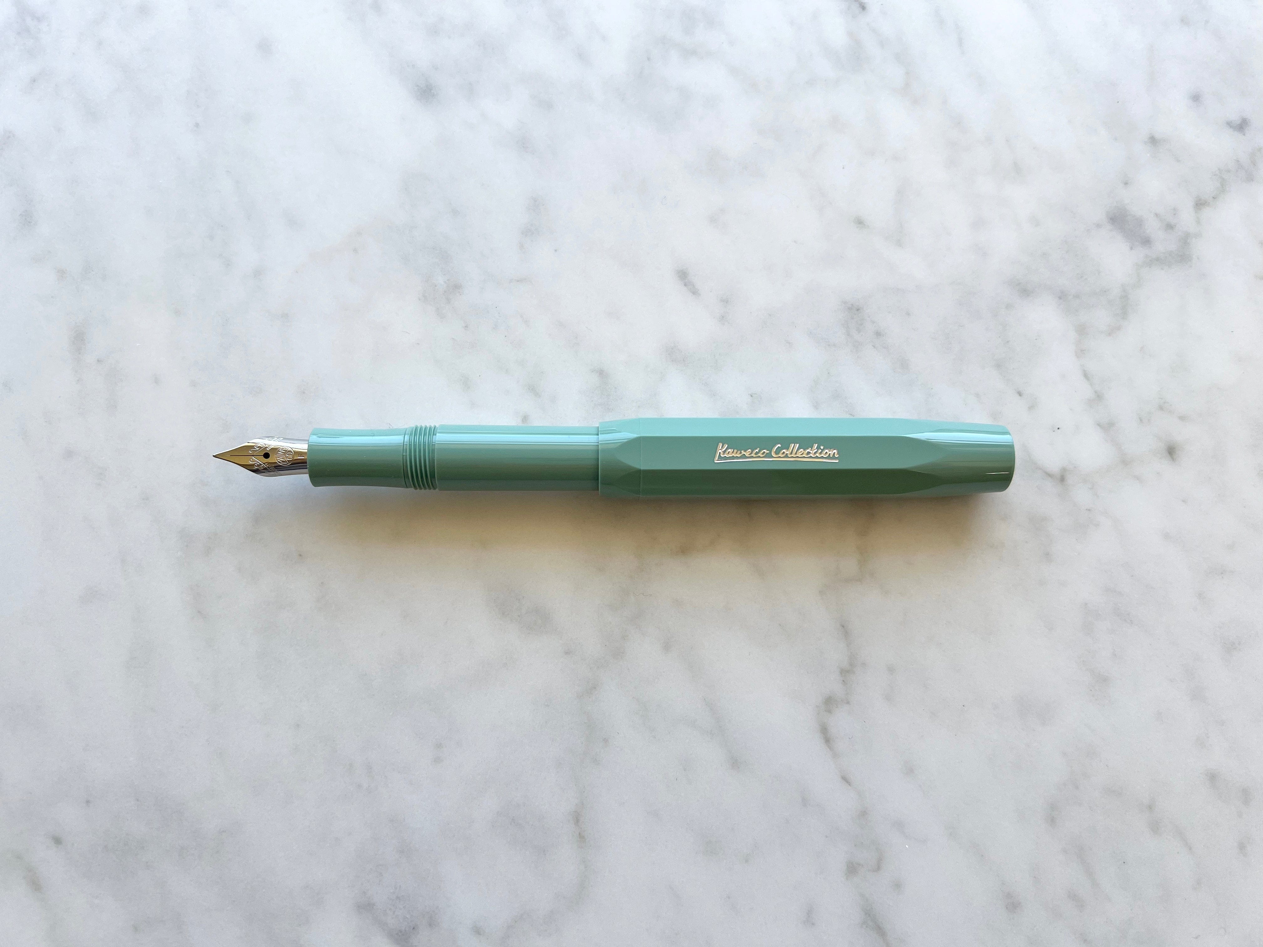 Favorite Story Fountain Pen Kaweco Light Sage / Fine Collection Fountain Pen