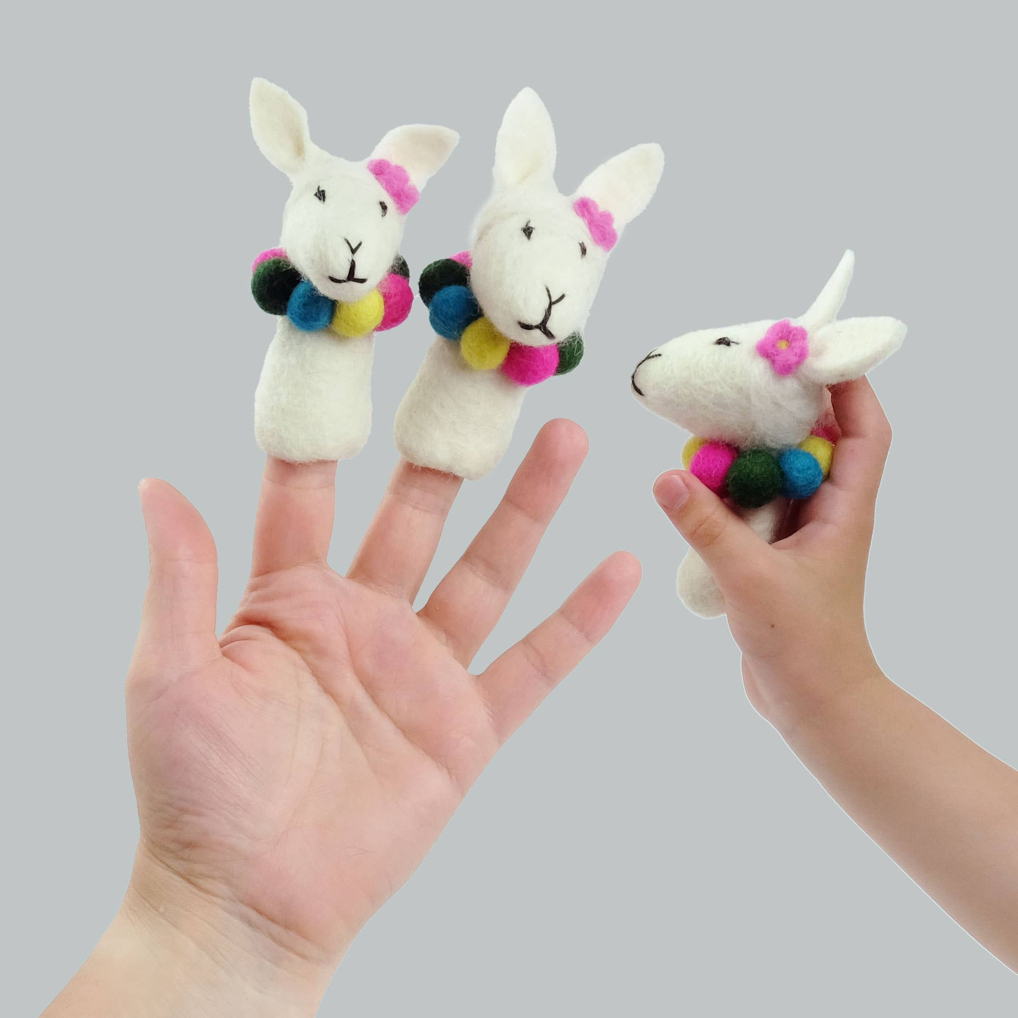 Favorite Story The Winding Road Finger Puppets - Llama - Set of 6