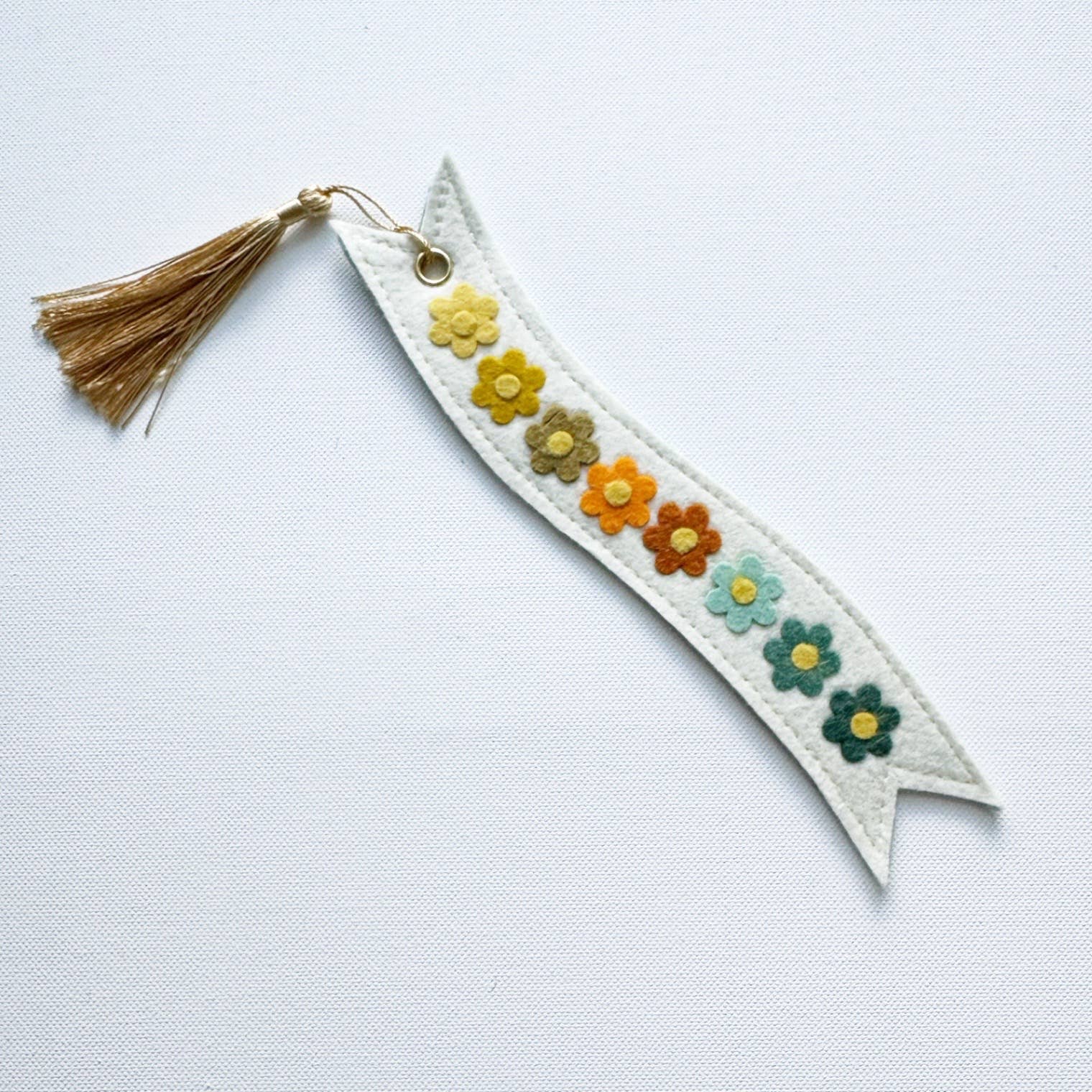 Favorite Story Milo & Mollie Flower Bookmark 