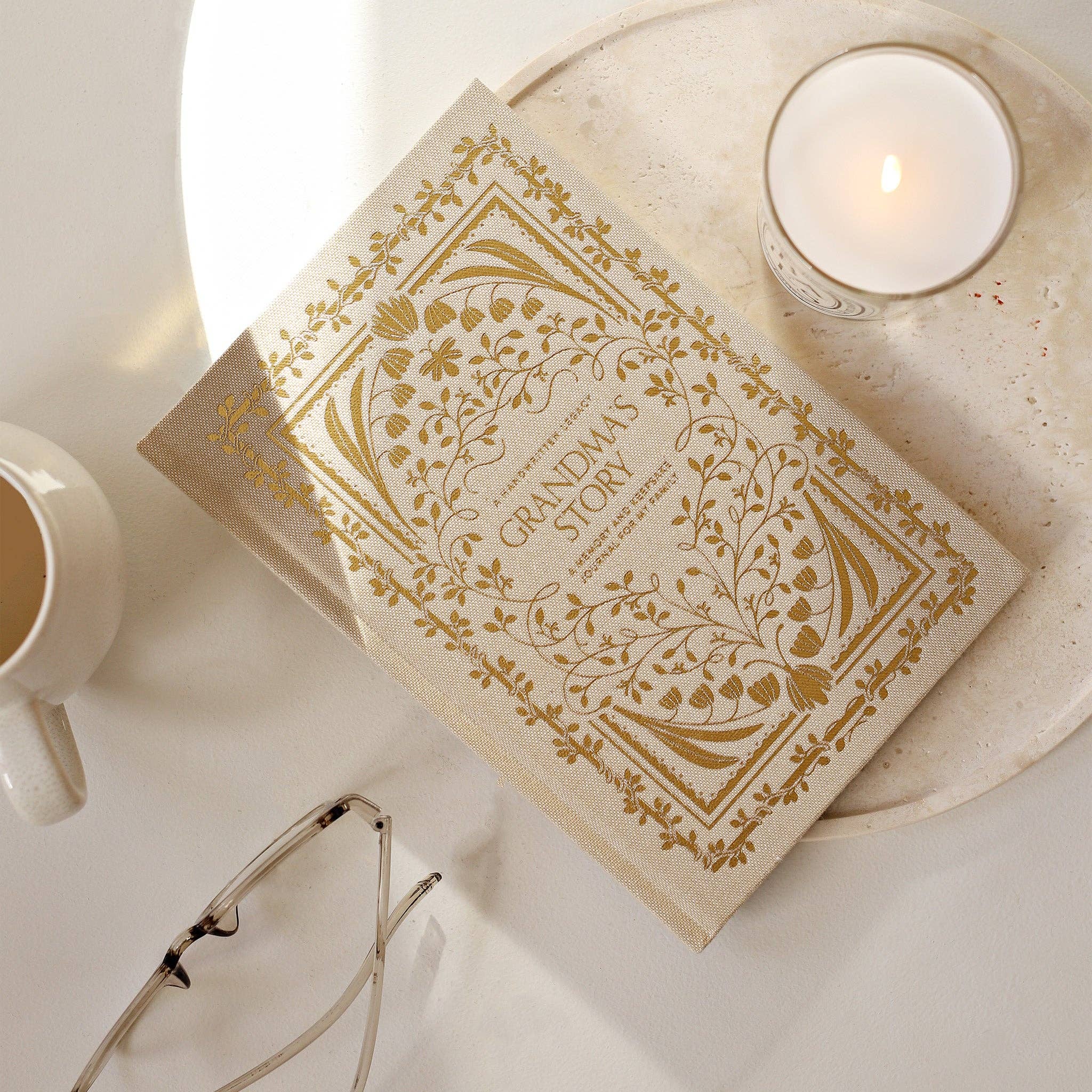 Favorite Story Paige Tate & Co. Grandma's Story: A Memory and Keepsake Journal for My Family