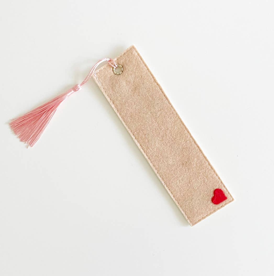 Favorite Story Milo & Mollie Hearts felt Bookmark