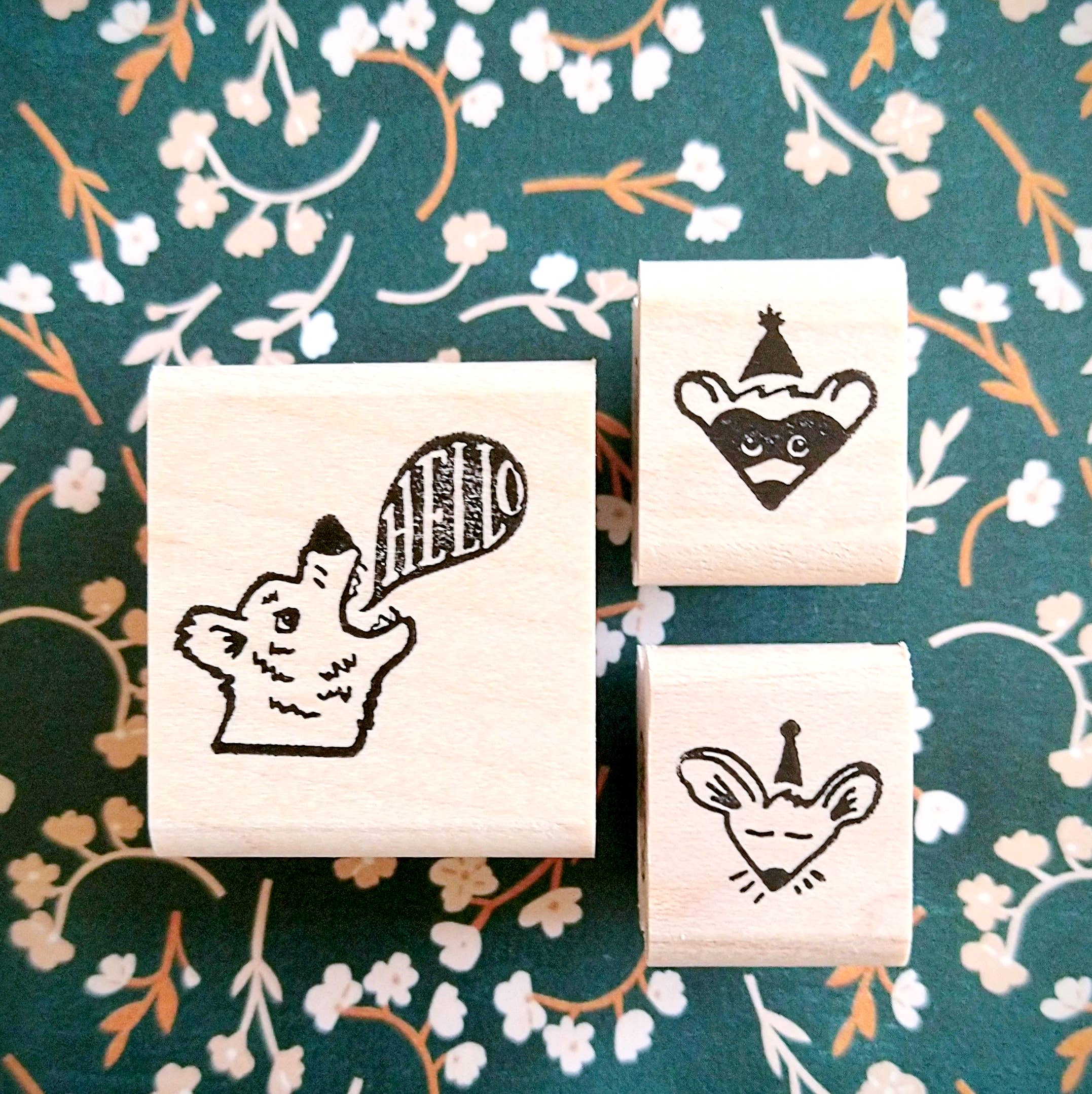 Favorite Story Peppercorn Paper Hello Bear Stamp
