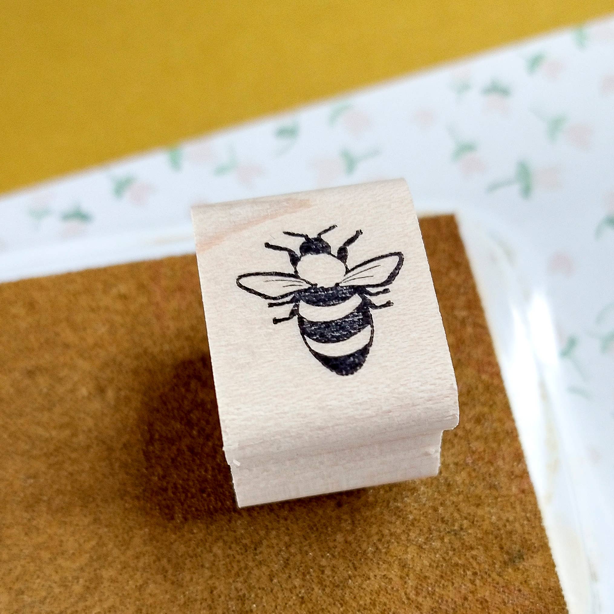 Favorite Story Peppercorn Paper Honey Bee Mini Stamp