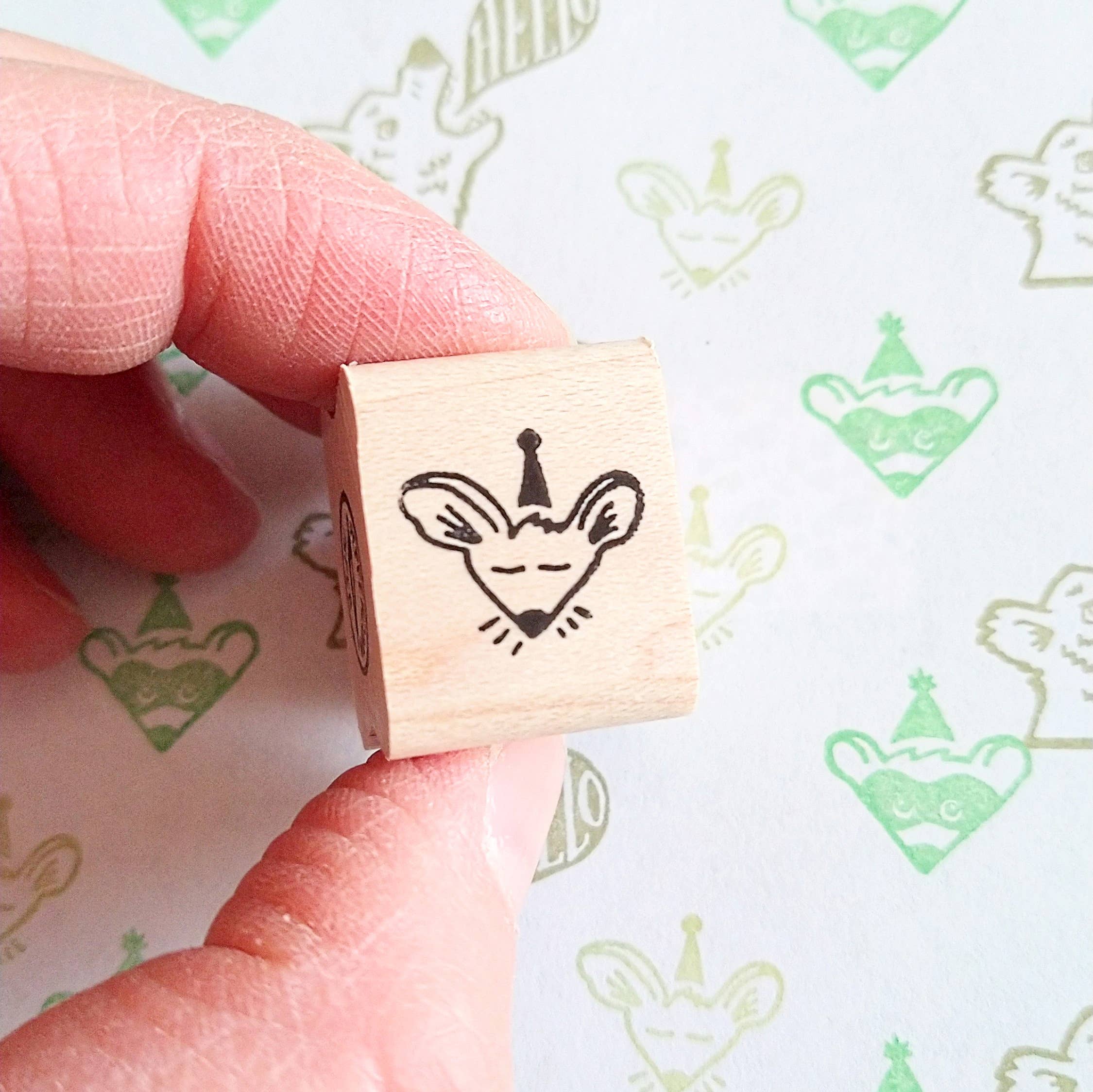 Favorite Story Peppercorn Paper Party Mouse Mini Stamp
