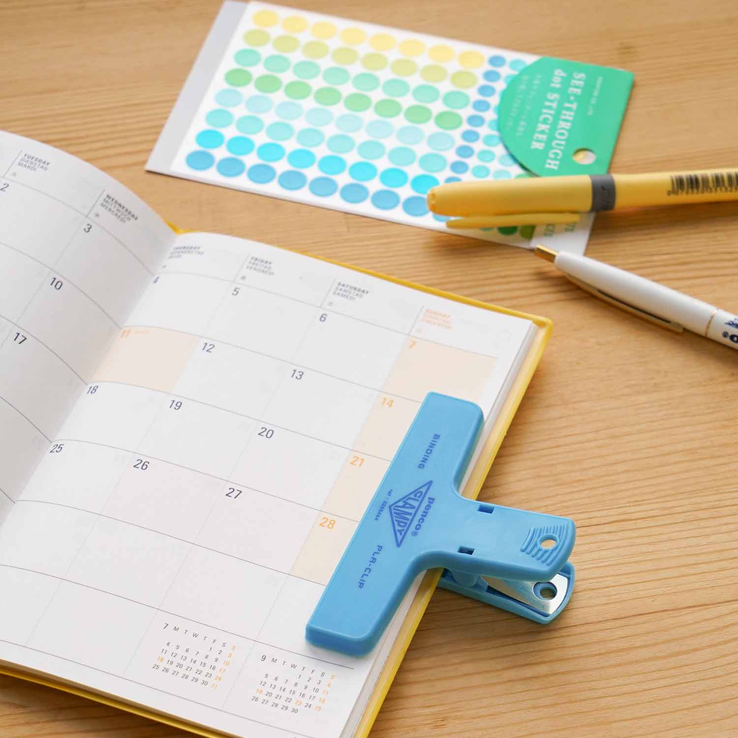 Favorite Story Hightide USA Plastic Clip