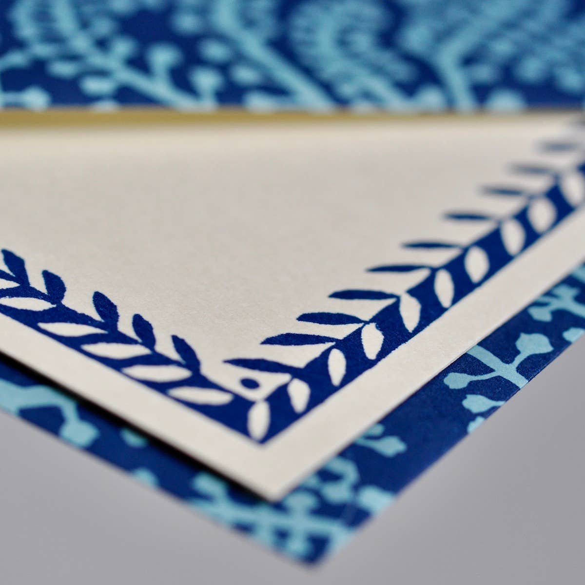Favorite Story Cambridge Imprint Set of Notecards and Envelopes Seaweed Paisley Cyanotype