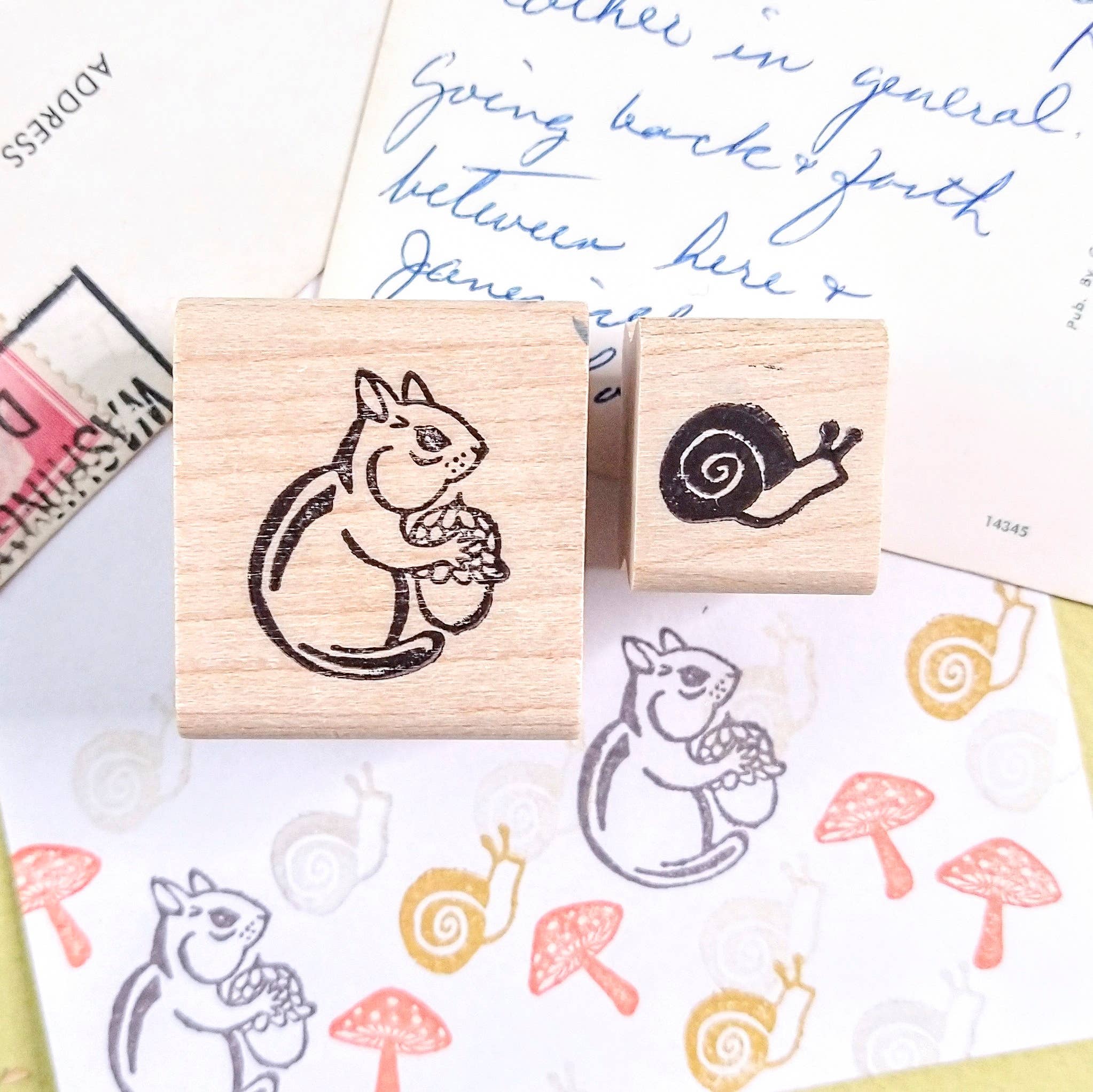 Favorite Story Peppercorn Paper Snail Mini Stamp