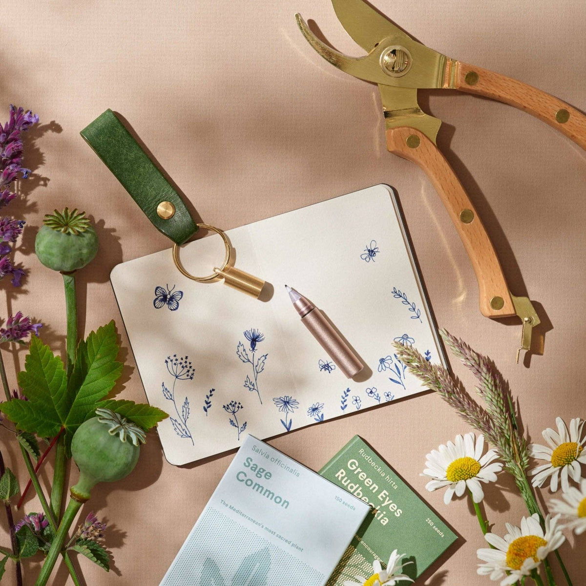 Favorite Story Tom's Studio Tom’s Studio The Field Mouse – refillable travel pen