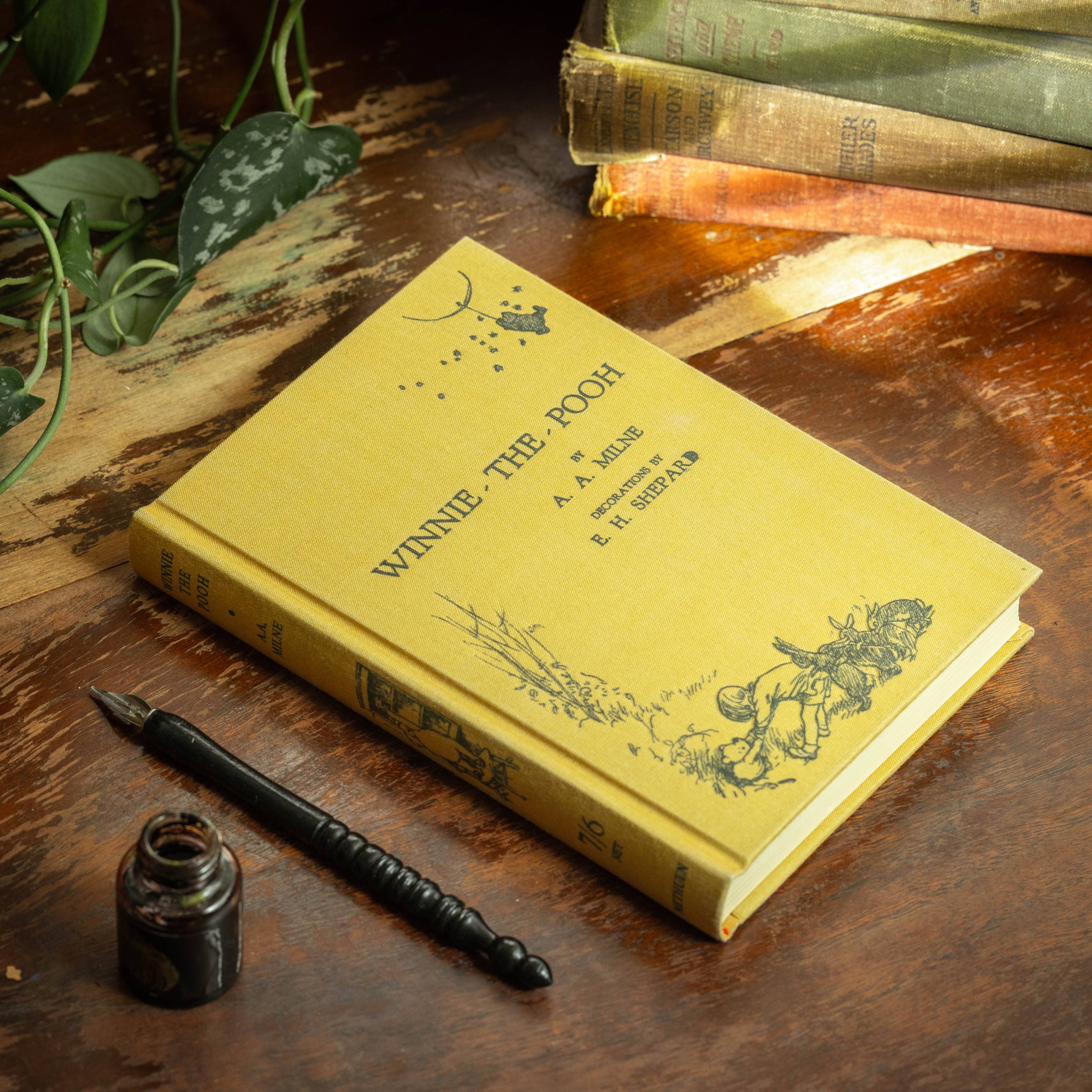 Favorite Story Novel Book Store *Winnie-the-Pooh by A. A. Milne & E. H. Shepard 1926 Book Journal