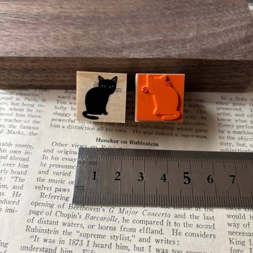 Favorite Story Japacolle — Japan Collections | See Latest News in "About" WKMC stamp 20x20mm Half-Open Eyes Black Cat