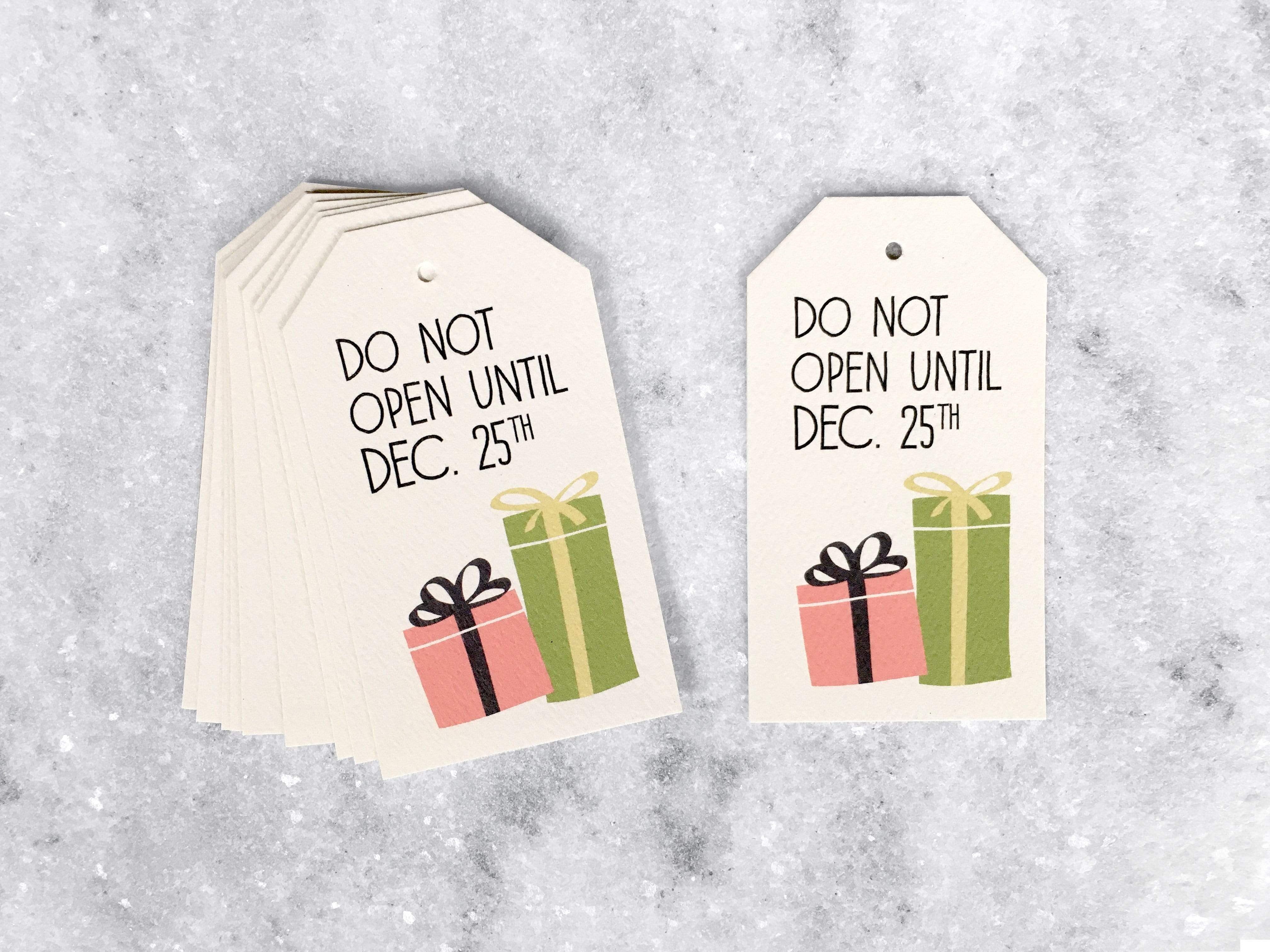 Cards Favorite Story Gifts Under the Tree Gift Tags, Set of 10