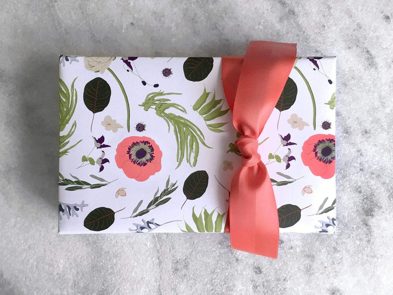 Gift Wrap Favorite Story Wildflower Gift Wrap, Fine Wrapping Paper